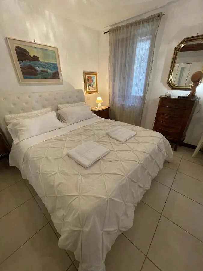 Home Lovers Apartment Venise