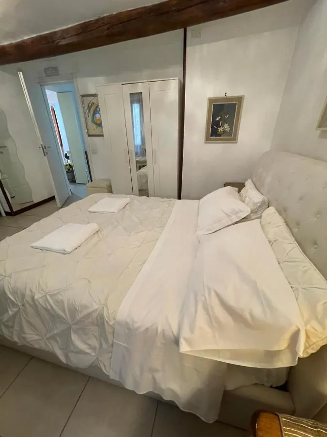 Home Lovers Apartment Venise Italie