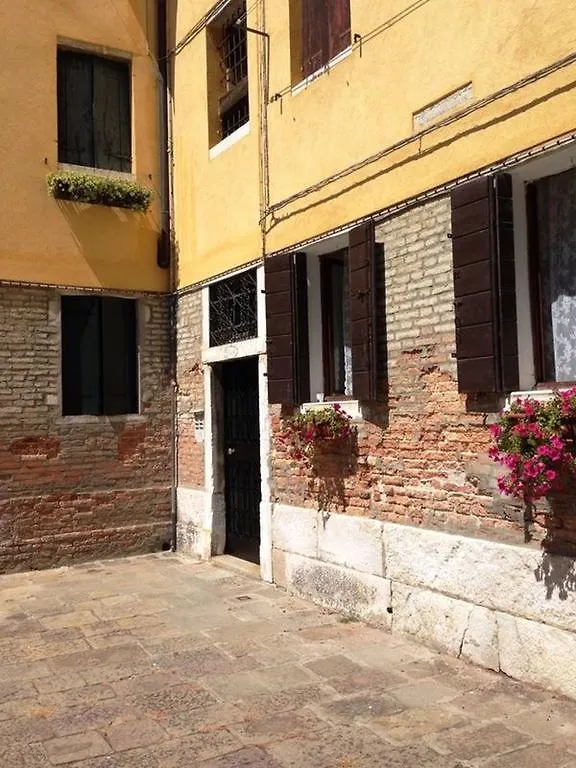 Home Lovers Apartment Venedig 0*,  Italien