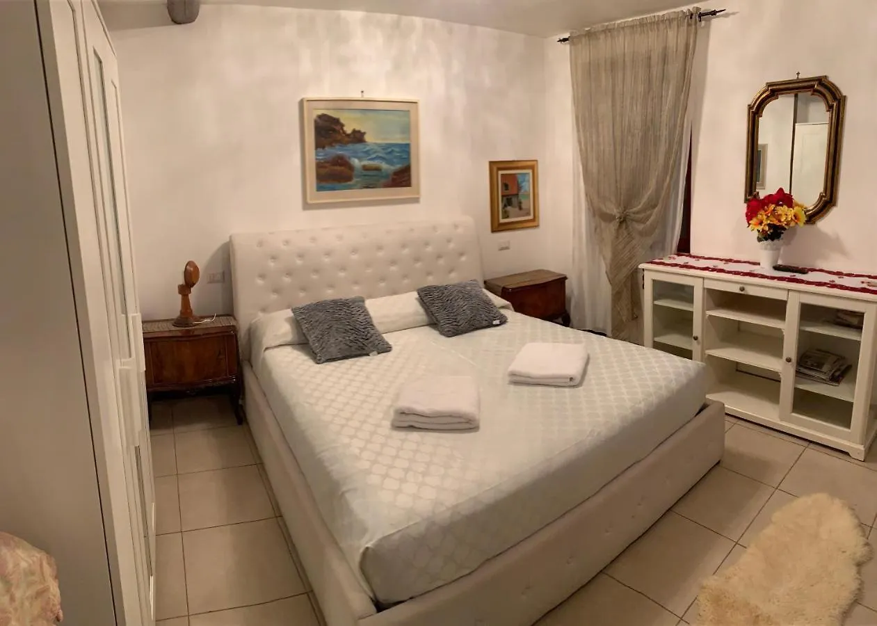 Home Lovers Apartment Venedig 0*,  Italien